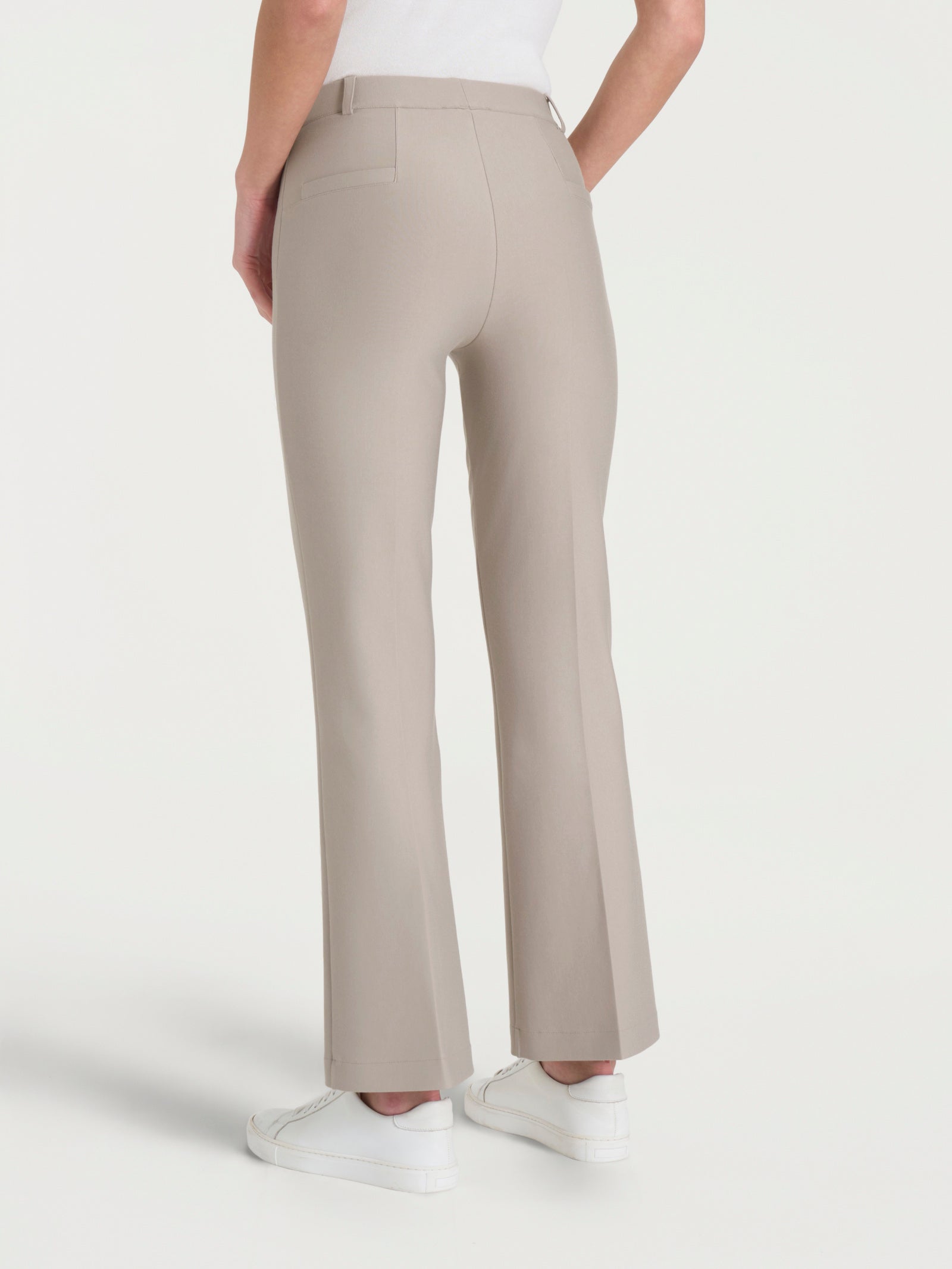 PANTALONE CROPPED FLARE 