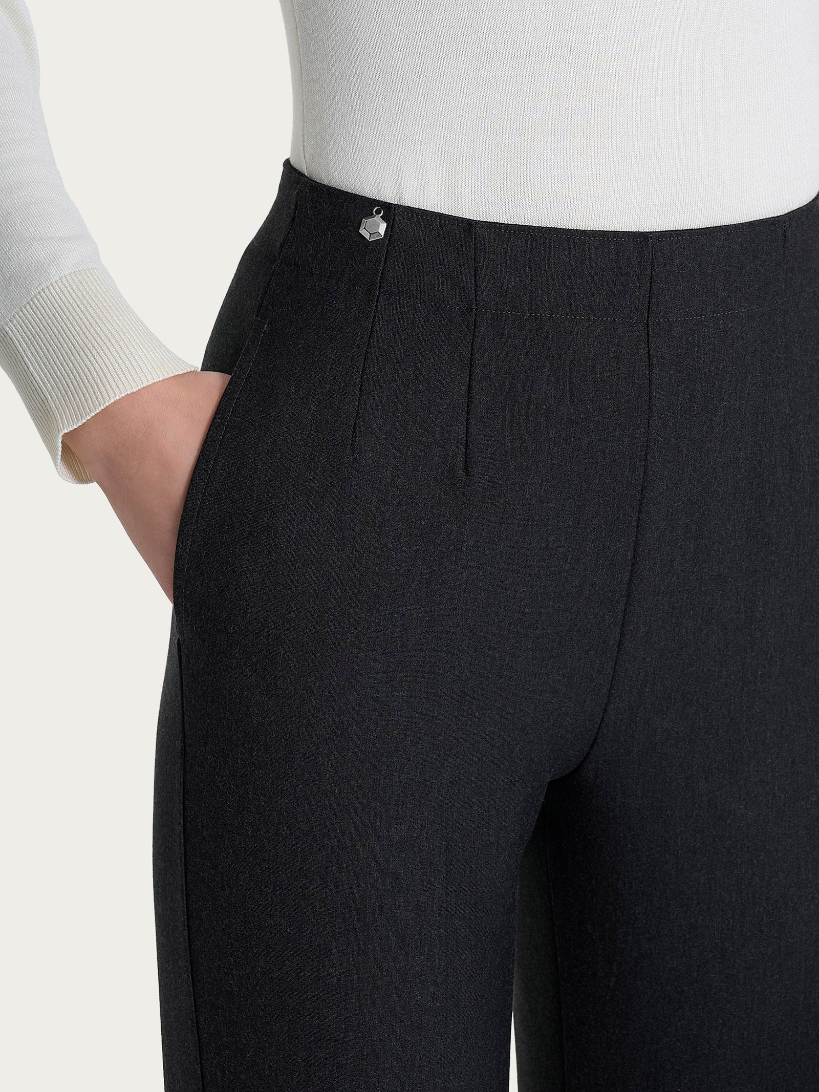 PANTALONE CARROT / POCKETS 