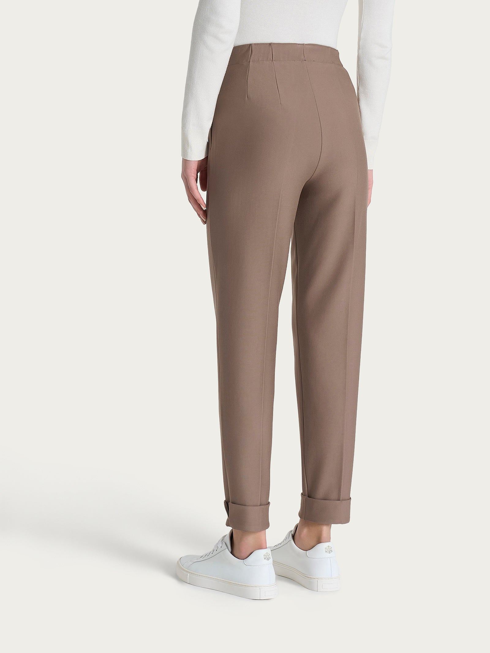 PANTALONE CARROT / POCKETS 