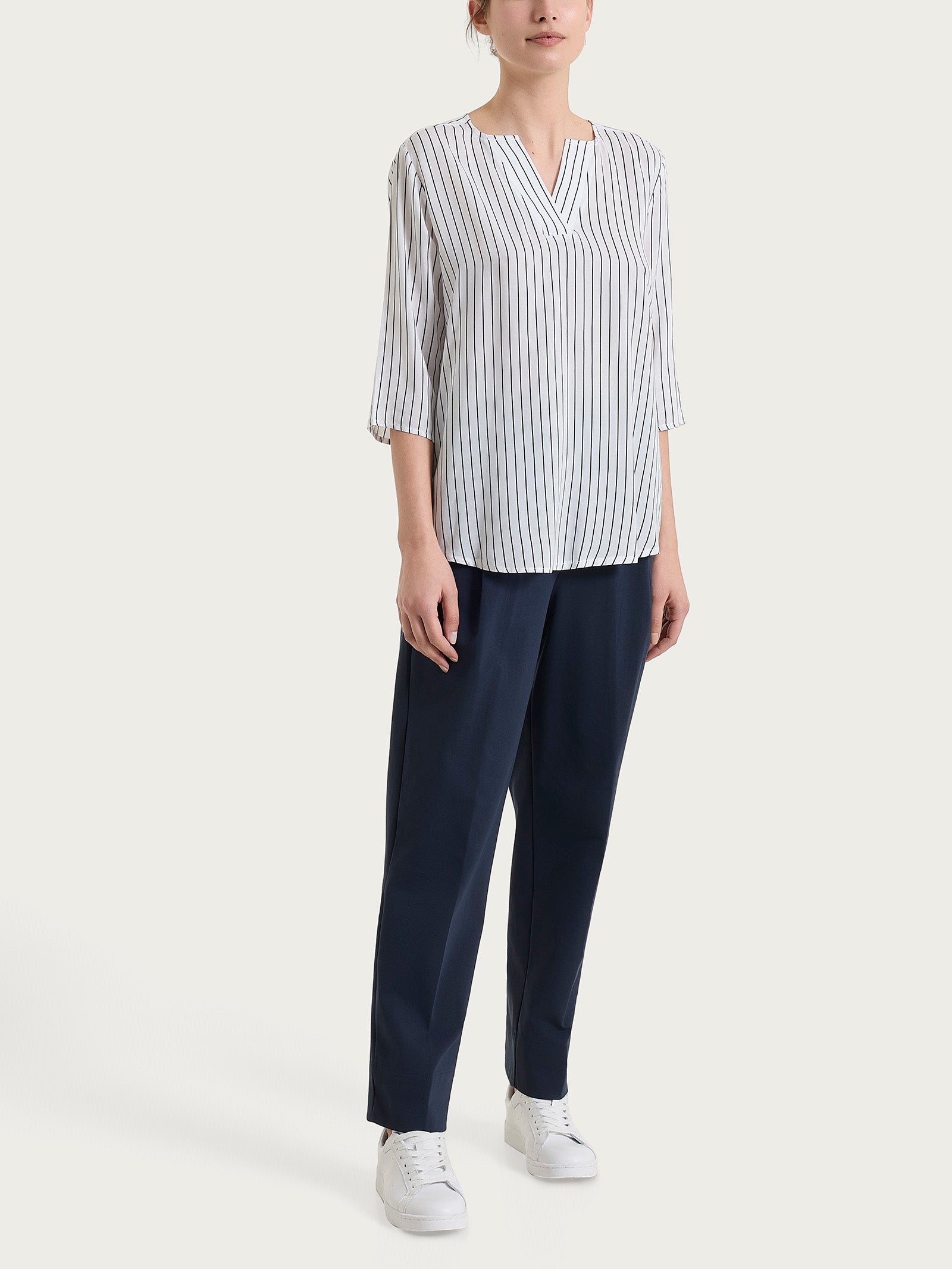 Camicia M3/4 Scollo V Ragno 
