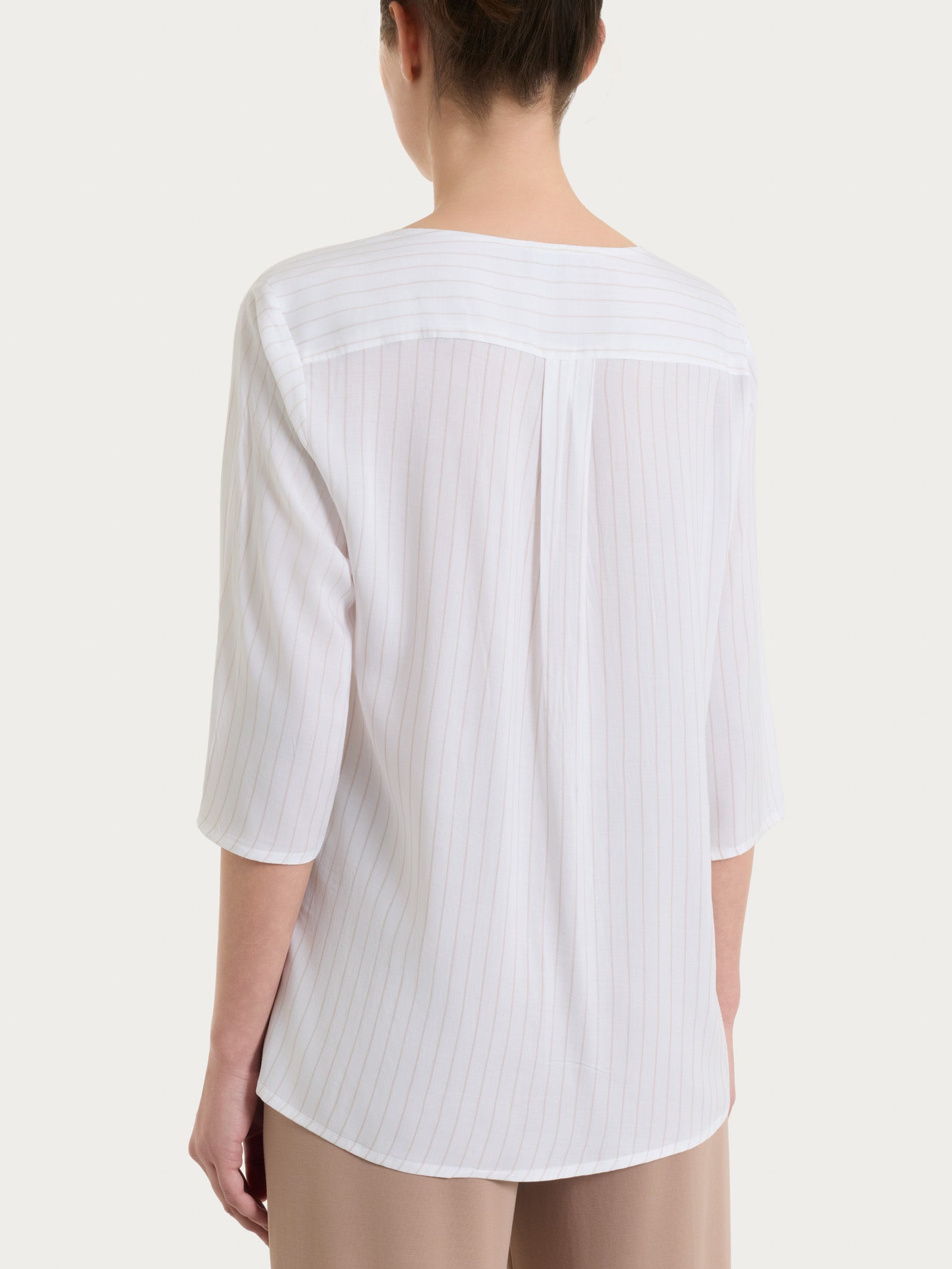 Camicia M3/4 Scollo V Ragno 