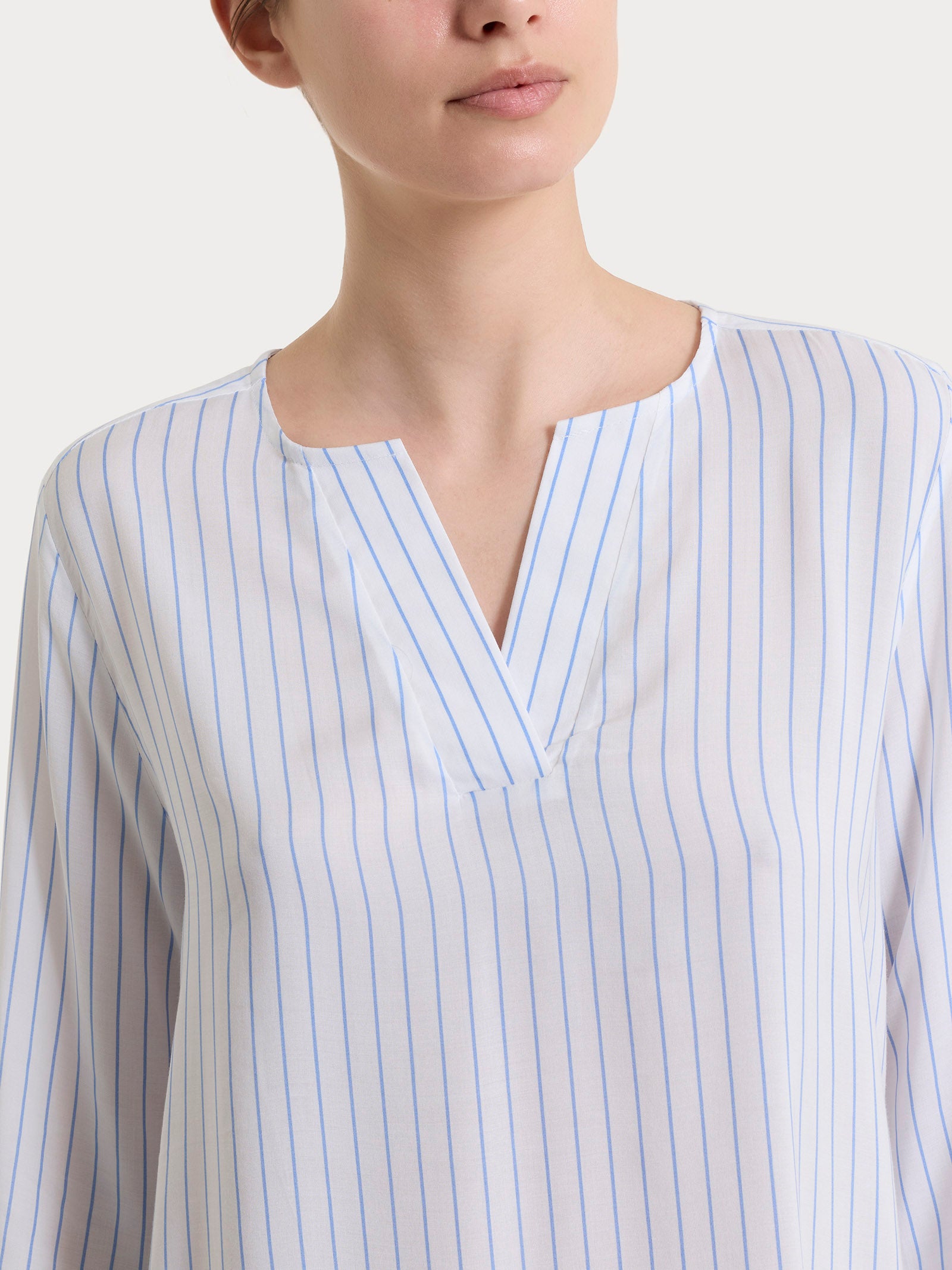 Camicia M3/4 Scollo V Ragno 