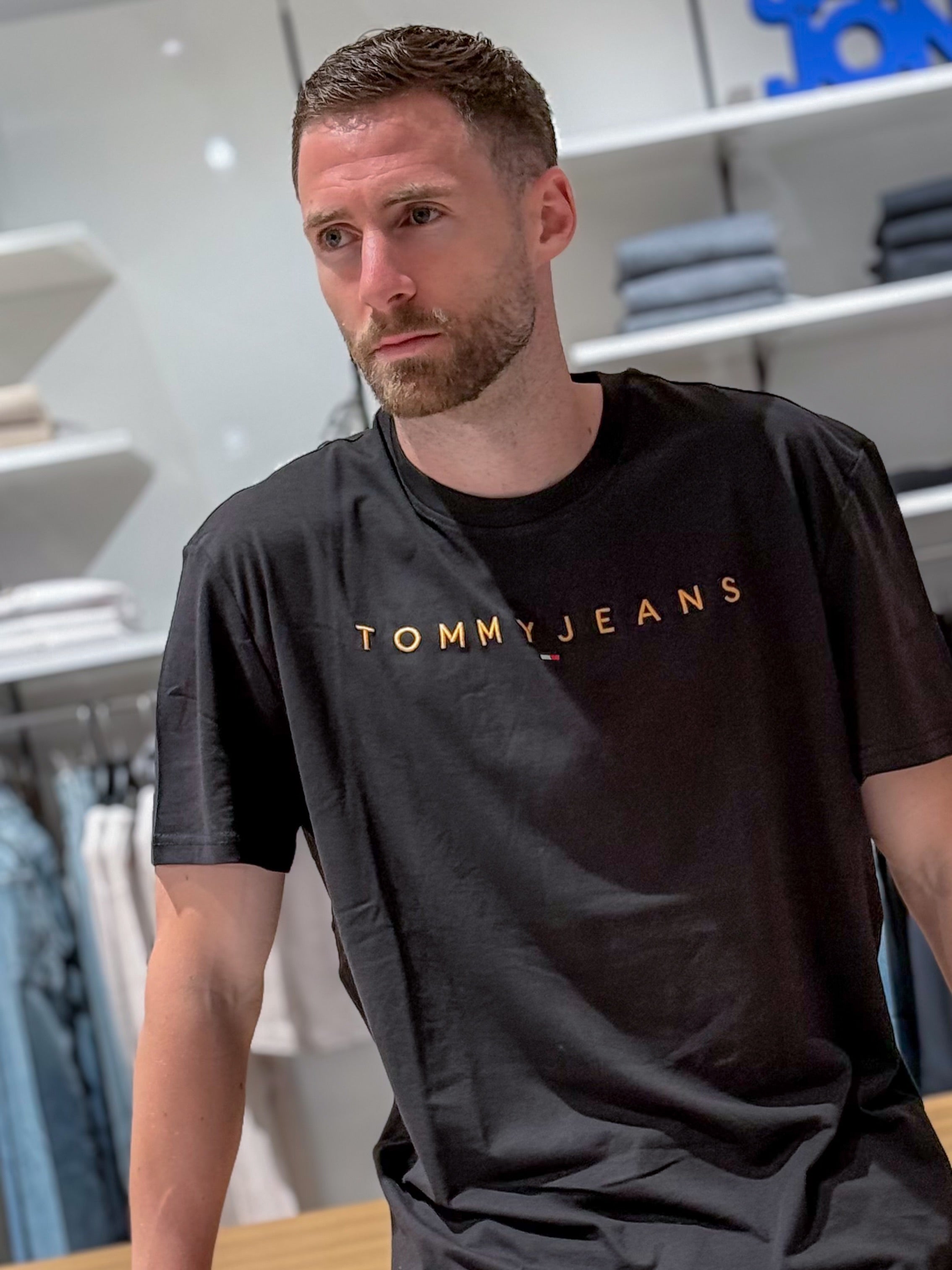 t-shirt tommy hilfiger 