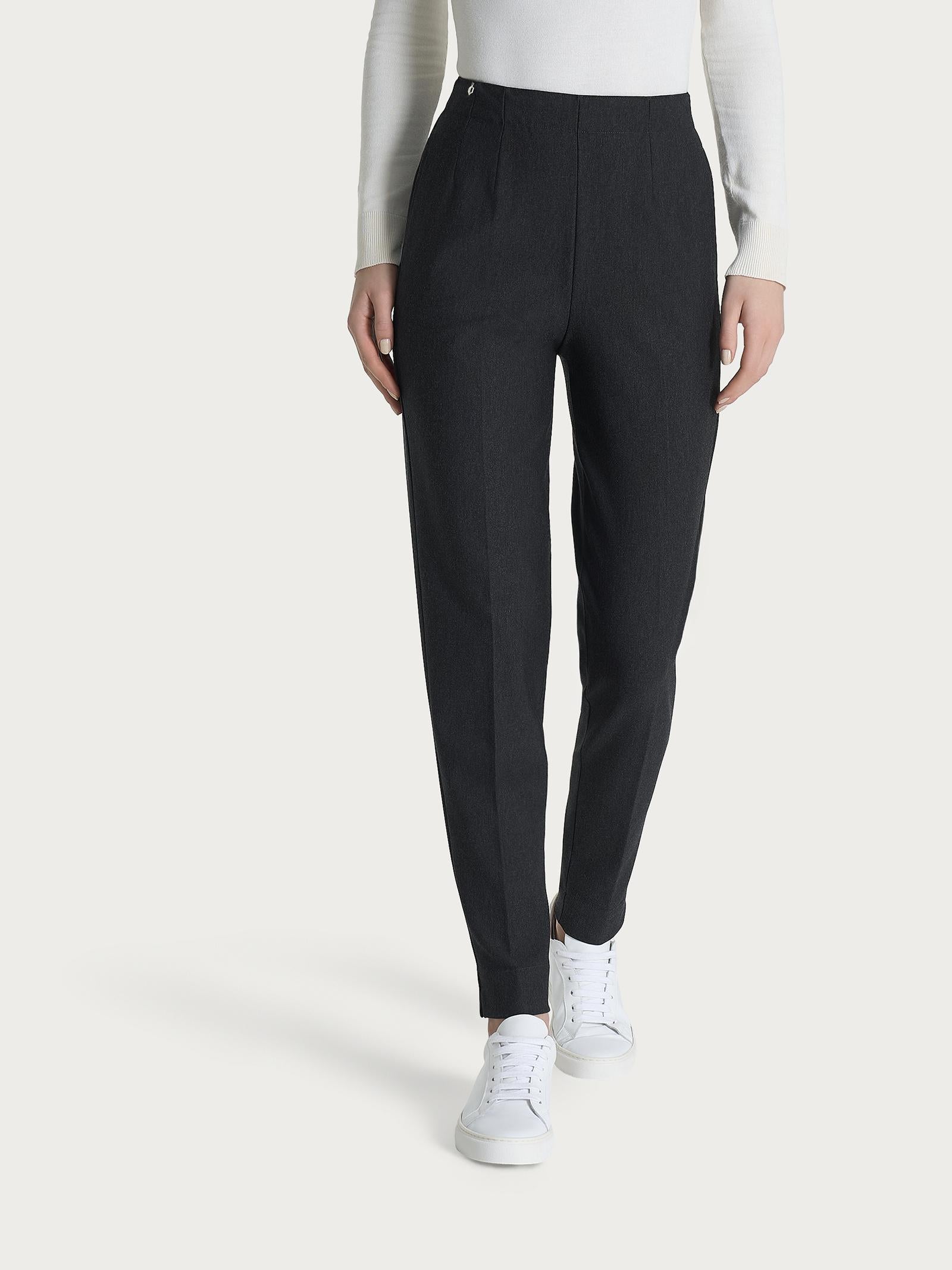 PANTALONE CARROT / POCKETS 