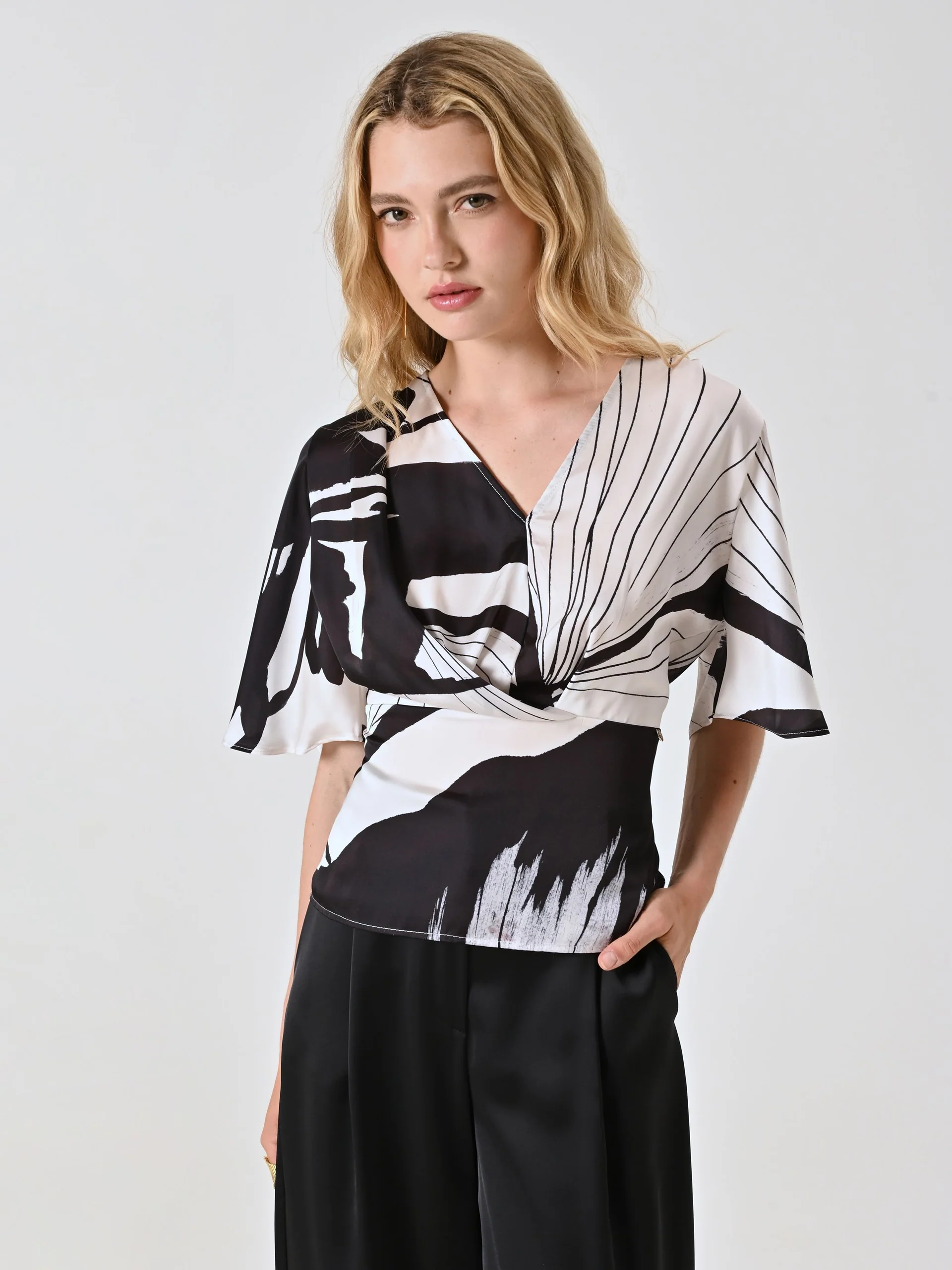 Blusa CFC0125084003Nero RINASCIMENTO